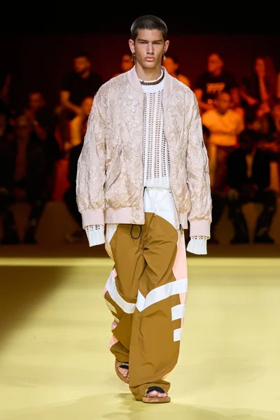 Look 36